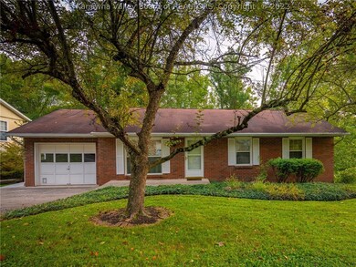 214 Pine Cir, Dunbar, WV 25064 - photo 3