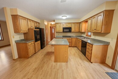 119 16th Ave SE, Saint Joseph, MN 56374 - photo 4