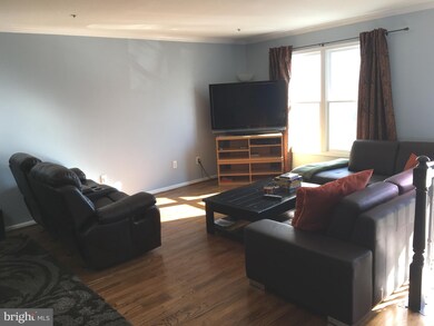 8749 Birkenhead Ct, Laurel, MD 20723 - photo 3