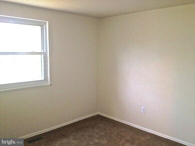 307 Glade Blvd, Walkersville, MD 21793 - photo 7