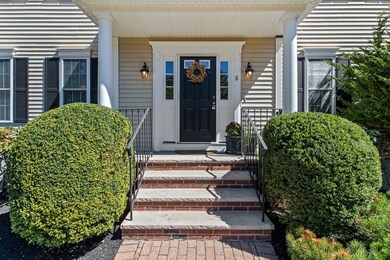 8 Tiffany Mill Ln, Hanover, MA 02339 - photo 2