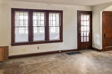 221 N Hague Ave, Columbus, OH 43204 - photo 6