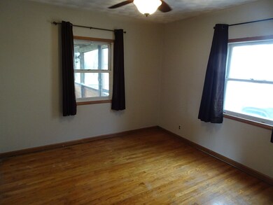 108 Logan St, Argos, IN 46501 - photo 6