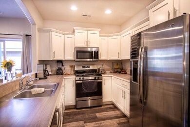 894 NW 24th Way, Redmond, OR 97756 - photo 6