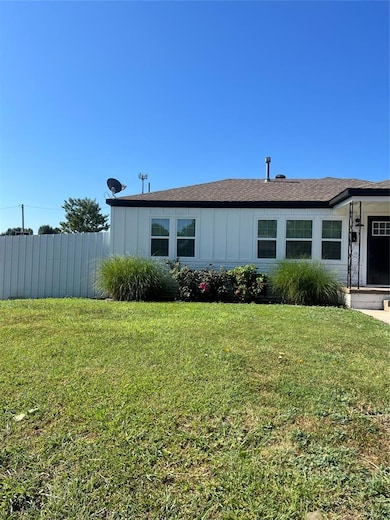 1700 SW 18th St, Oklahoma City, OK 73108 - photo 3