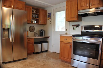 Kitchen & Coffee Bar
