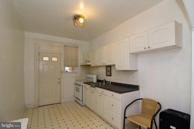 2621 E Chase St, Baltimore, MD 21213 - photo 6