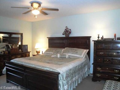 125 Marian Ln, Statesville, NC 28625 - photo 7