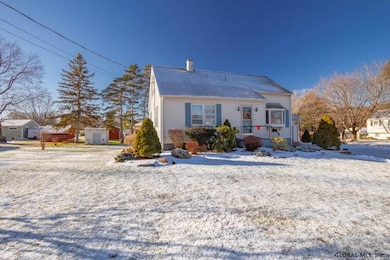 29 Oregon Ave, Rensselaer, NY 12144 - photo 2