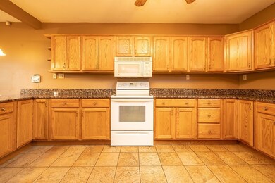 15 Melvin St, Chicopee, MA 01013 - photo 2