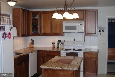 427 Orchard Rd, Mount Joy, PA 17552 - photo 5