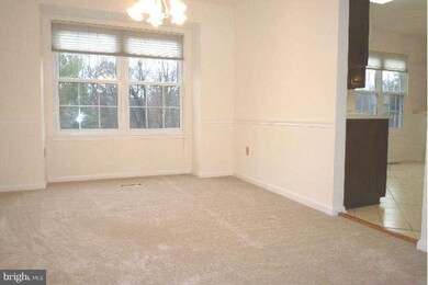 2994 Emerald Chase Dr, Herndon, VA 20171 - photo 6