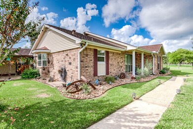 2542 County Road 357-A, Alvin, TX 77511 - photo 3