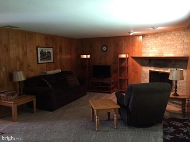 16 Crest Ln, Tamaqua, PA 18252 - photo 3