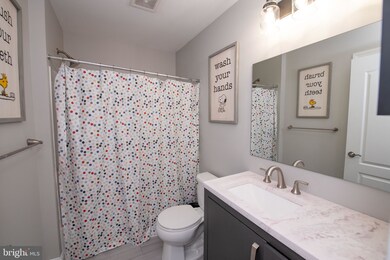 3225 Brookside Dr unit 86, Furlong, PA 18925 - photo 4