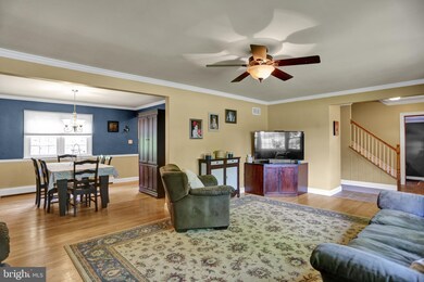 526 Hain Ave, Reading, PA 19605 - photo 5