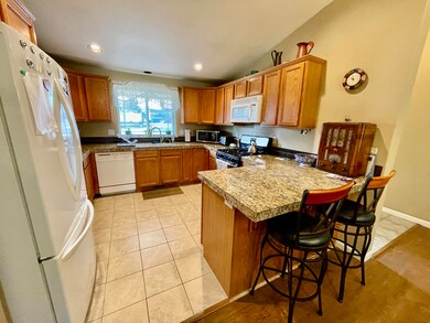 2201 SW Obsidian Ave, Redmond, OR 97756 - photo 3