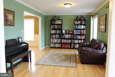 1040 Webling Cir, Greencastle, PA 17225 - photo 4