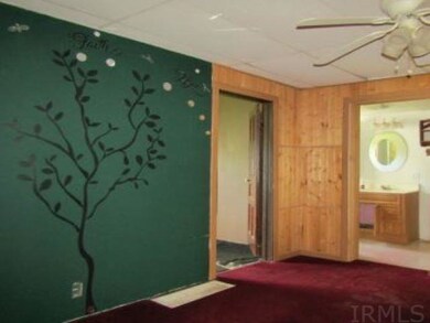 330 E Jones St, Warren, IN 46792 - photo 4