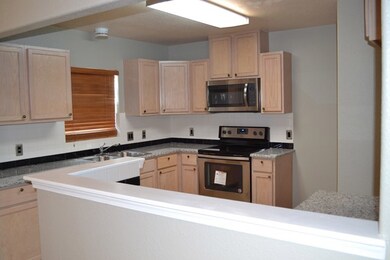 230 Green Oaks Loop, Fredericksburg, TX 78624 - photo 3