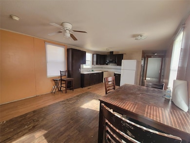 7103 Navajo Trail, Weatherford, TX 76087 - photo 4