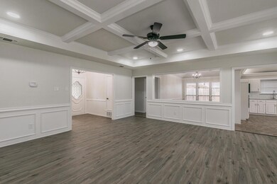 8909 Marti Ln, North Richland Hills, TX 76182 - photo 4