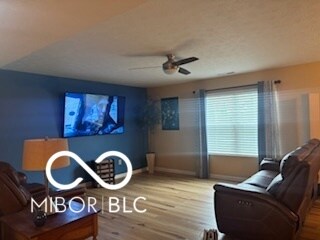 11555 Ross Common Dr, Indianapolis, IN 46229 - photo 4