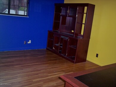 8636 Burkhall St, Jacksonville, FL 32211 - photo 4