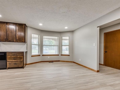 412 Sundown Dr, Norman, OK 73069 - photo 5