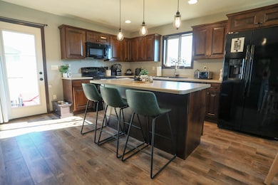 3625 Keokuk Ave, Spirit Lake, IA 51360 - photo 6