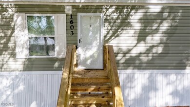 1603 Horseshoe Loop, Moore Haven, FL 33471 - photo 4