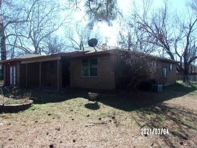 1036 Thatcher St, Denison, TX 75020 - photo 4