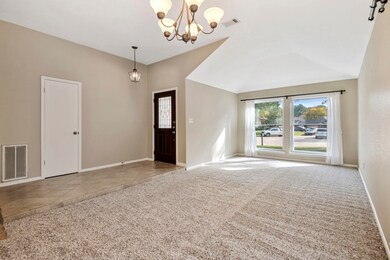 8623 Greenleaf Lake Dr, Houston, TX 77095 - photo 7