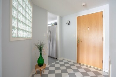 185 Place Ln, Woburn, MA 01801 - photo 2