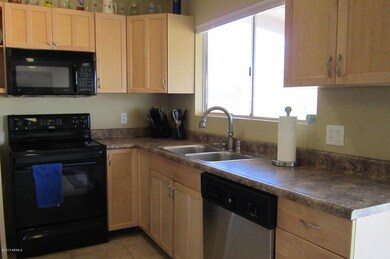 Kitchen (2)