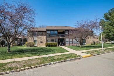 118 Amberly Dr unit J, Manalapan, NJ 07726 - photo 2