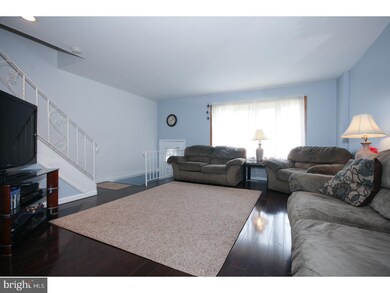 2825 Maxwell St, Philadelphia, PA 19136 - photo 2