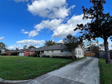 Front right view