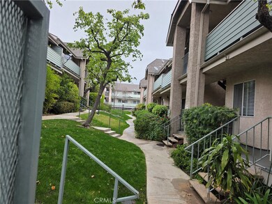 13100 Bromont Ave unit 21, Sylmar, CA 91342 - photo 3