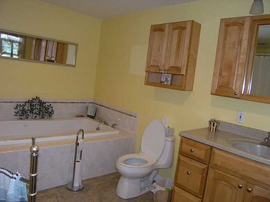 Master Bath/Spa.