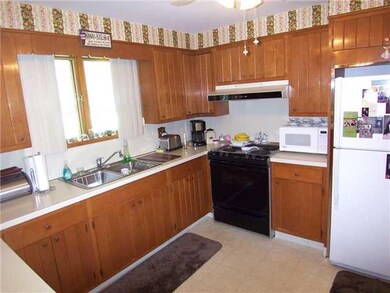 Kitchen. BEAUTIFUL KITCHEN.