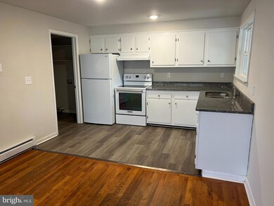 156 Tower Cir unit 1, Berkeley Springs, WV 25411 - photo 2