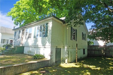 11 Lavoie Ct, West Warwick, RI 02893 - photo 3