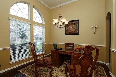 8023 Tabernash Dr, Houston, TX 77040 - photo 5