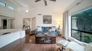 Living room 2