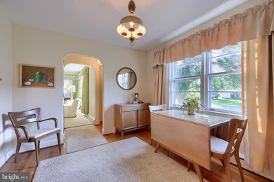 1141 Locust St, Columbia, PA 17512 - photo 5