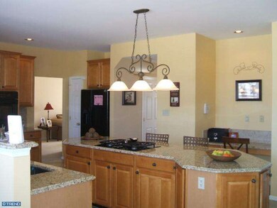 1037 Broadleaf Cir, Royersford, PA 19468 - photo 5