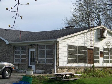 1806 Old Frankfort Rd, Lawrenceburg, KY 40342 - photo 7