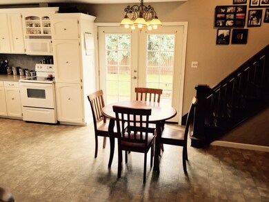 210 W 3rd St, Sumas, WA 98295 - photo 7