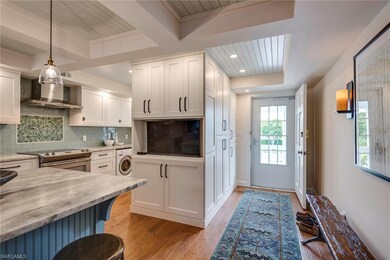 4155 Crayton Rd unit 205, Naples, FL 34103 - photo 4